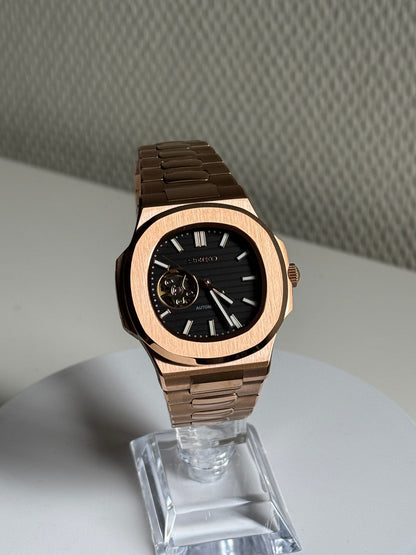 NAUTILO | BLACK DIAL OPEN HEART